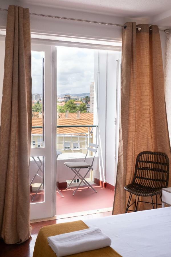 4U Lisbon Suites & Guesthouse VII Airport ภายนอก รูปภาพ