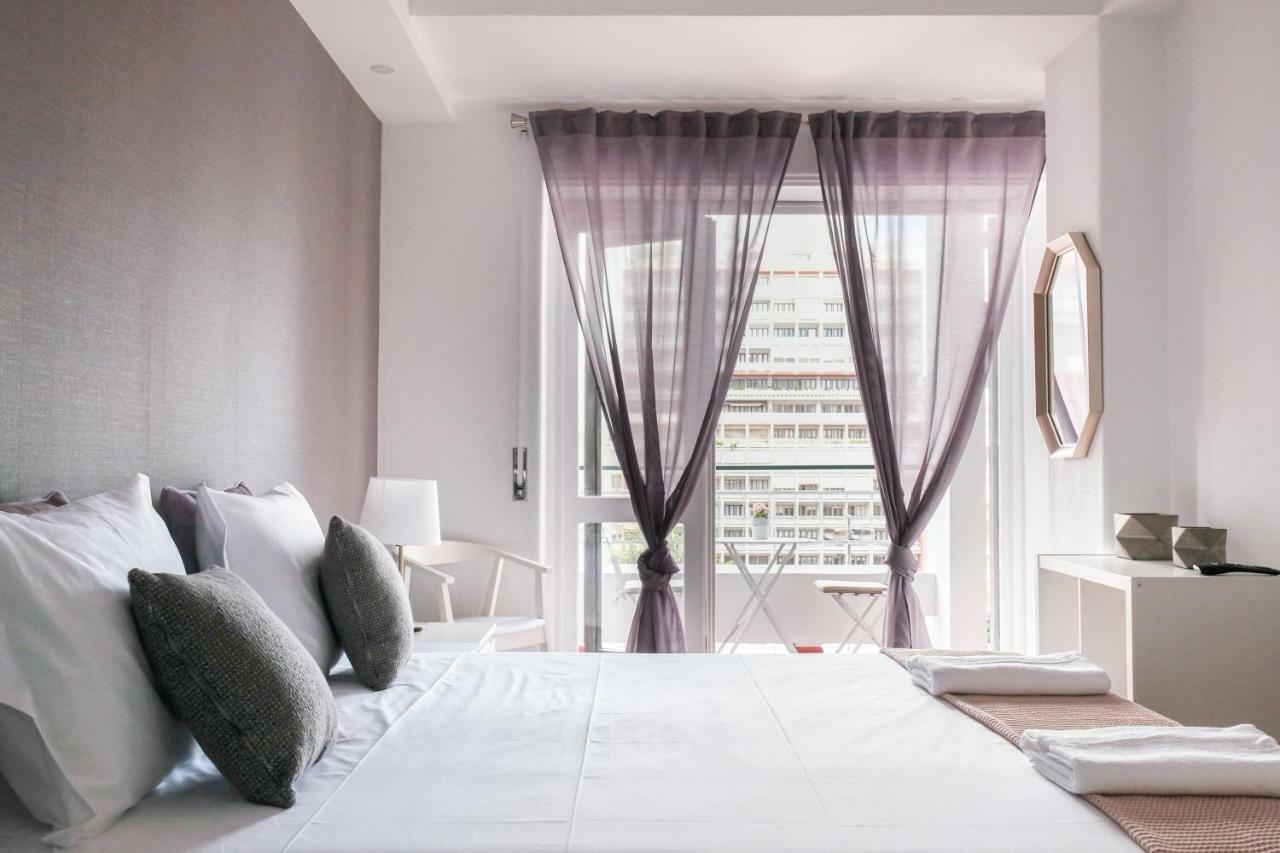 4U Lisbon Suites & Guesthouse VII Airport ภายนอก รูปภาพ
