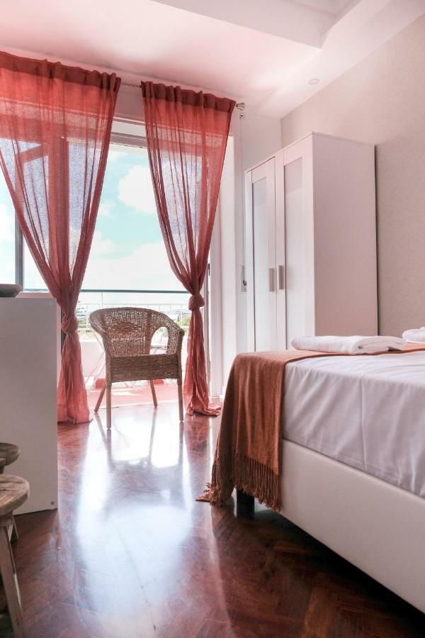 4U Lisbon Suites & Guesthouse VII Airport ภายนอก รูปภาพ