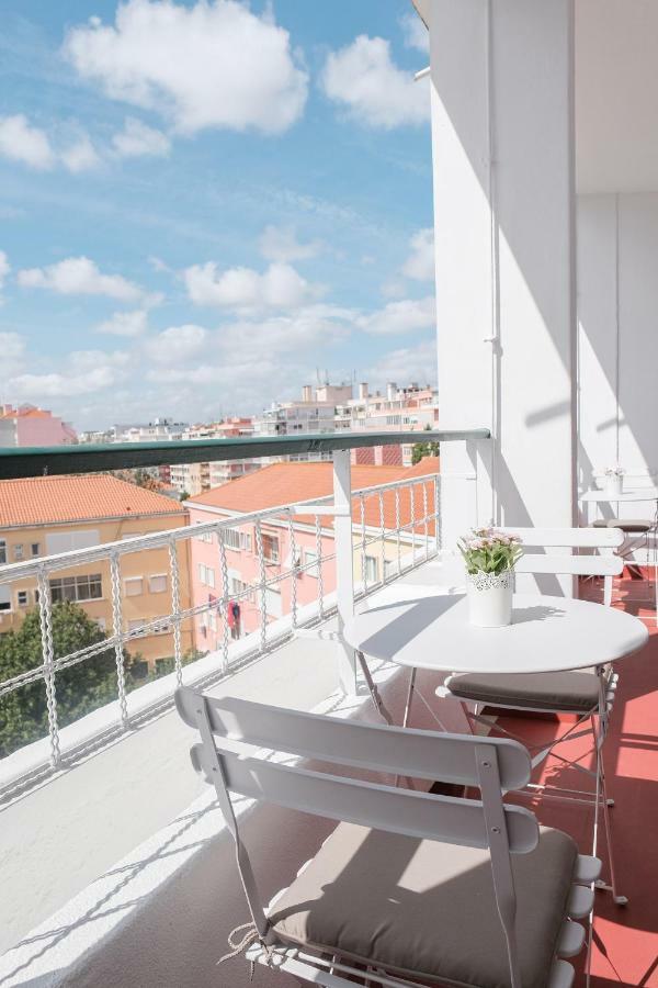 4U Lisbon Suites & Guesthouse VII Airport ภายนอก รูปภาพ